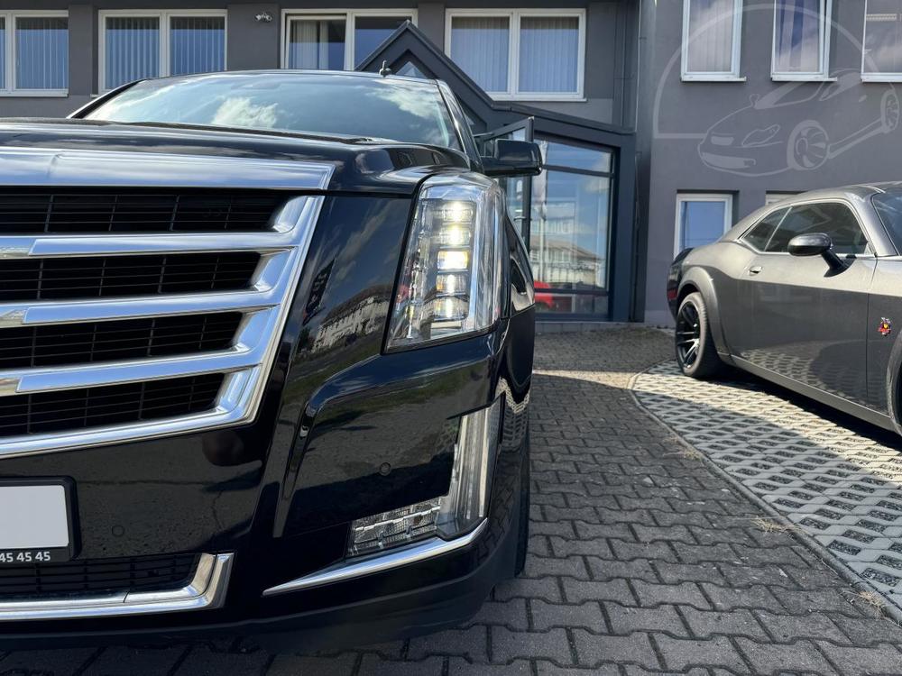 Cadillac Escalade AWD Luxury