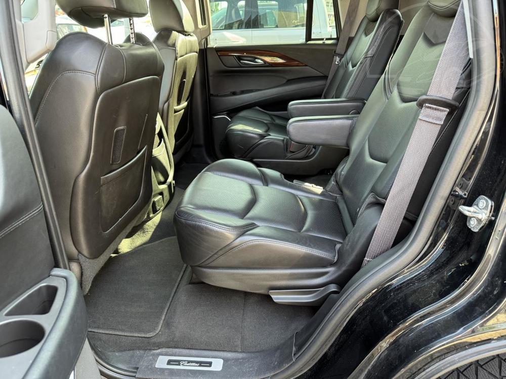 Cadillac Escalade AWD Luxury