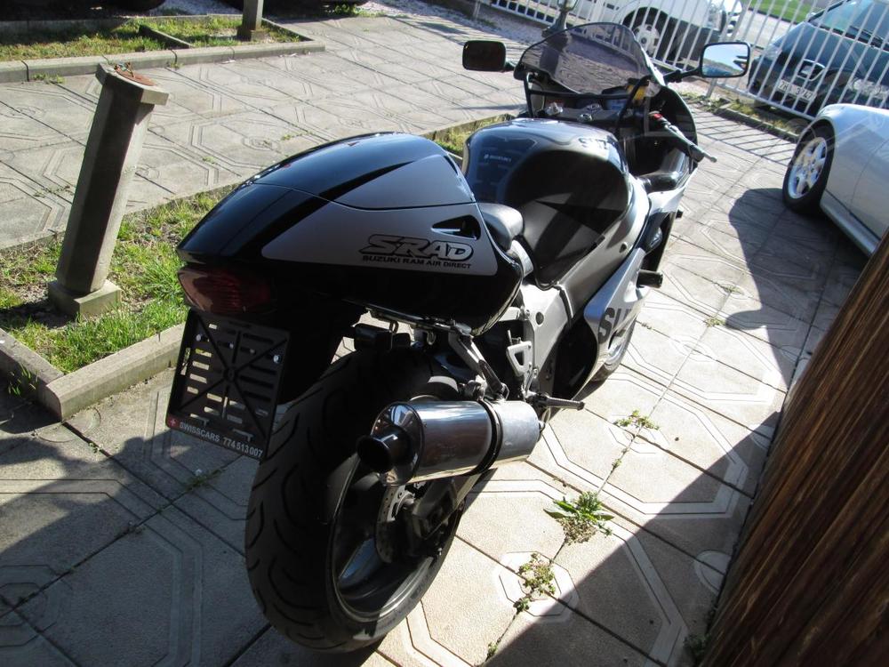 Suzuki GSX 600 SRAD-Top stav