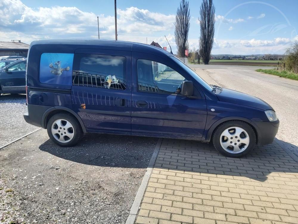 Opel Combo 1,7   74 KW
