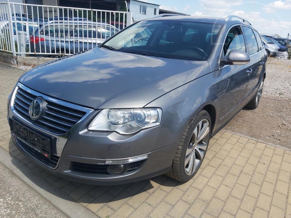 Volkswagen Passat 3,2i  4x4   184 KW