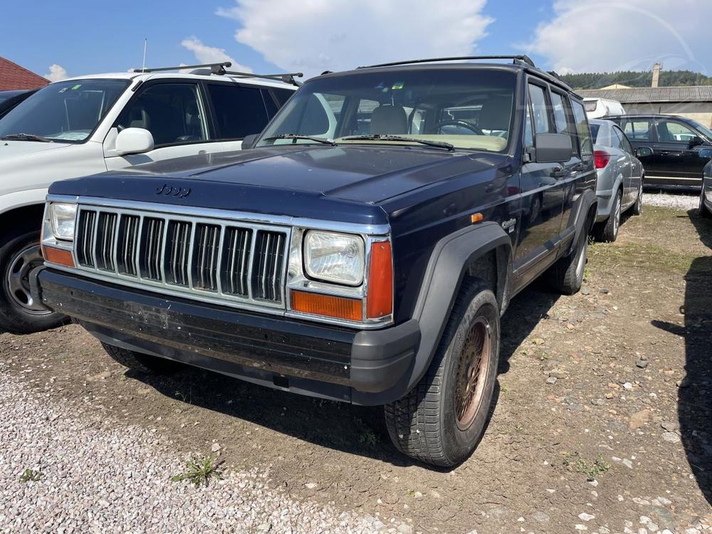 Jeep Cherokee 2.5 89kw manul