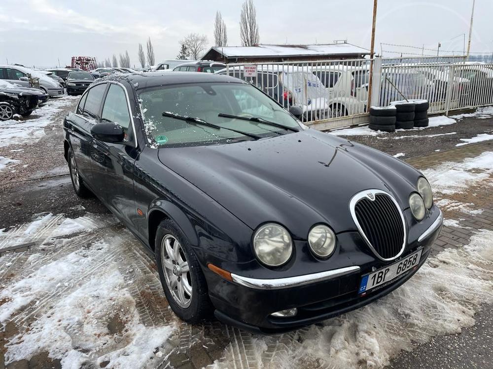 Jaguar S-Type 2,5   147 KW