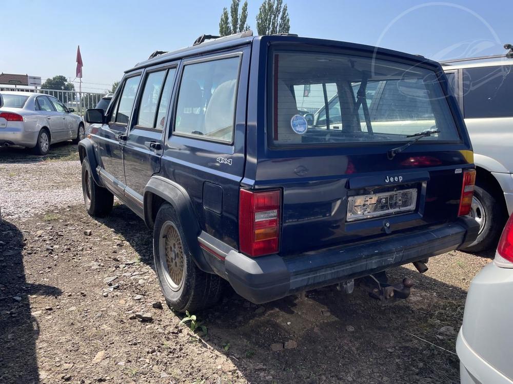 Jeep Cherokee 2.5 89kw manul