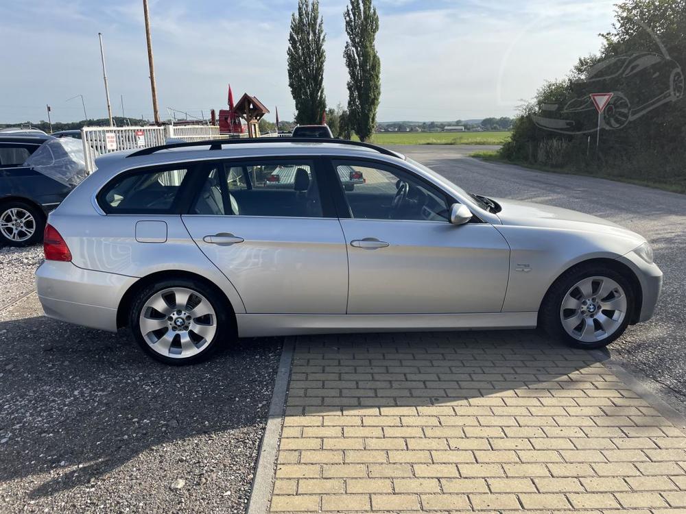 BMW 3 2.5  Xi Touring 4x4