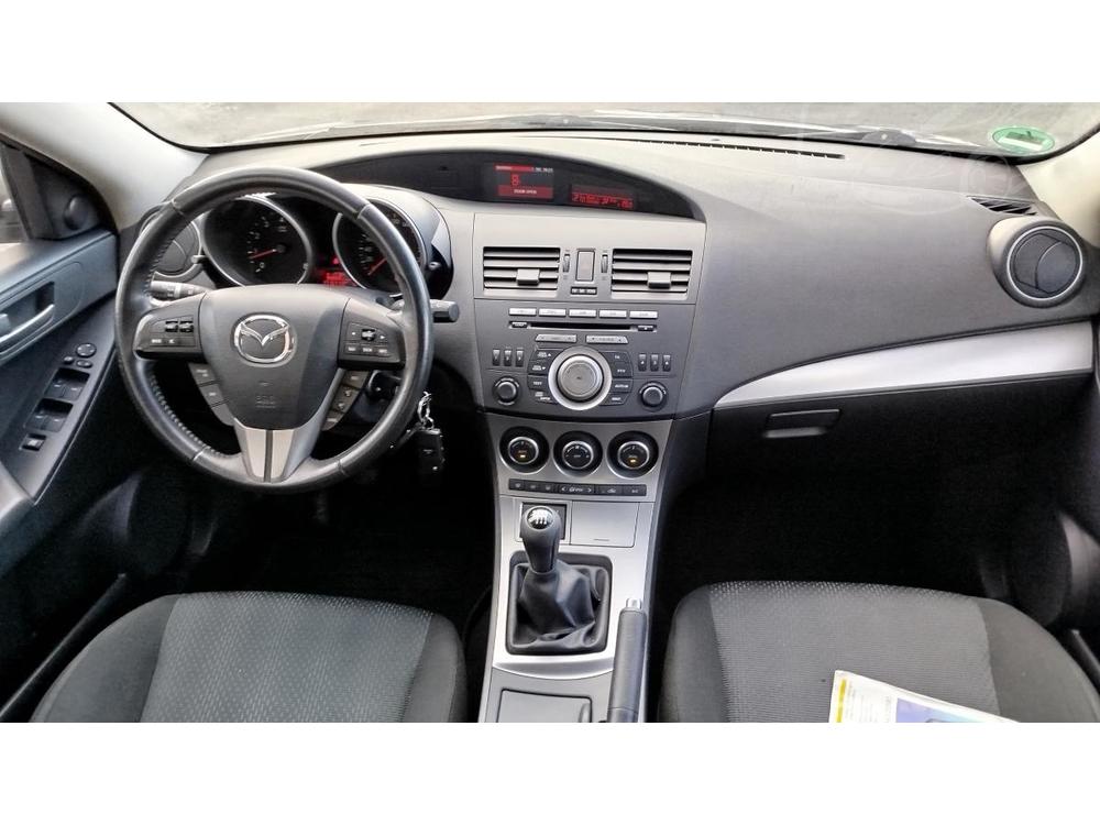 Mazda 3 2.0 MZR   BLAU