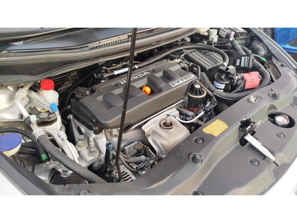 Honda Civic 1.8 VTi  FULL SERVIS