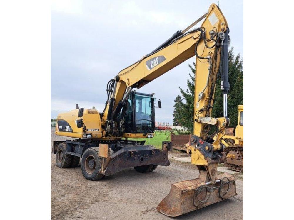 Caterpillar  318D bagr 20t opry (SPZ)svah