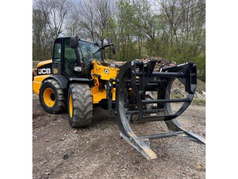 Prodm JCB 5.2m/3.2t manipultor +klet