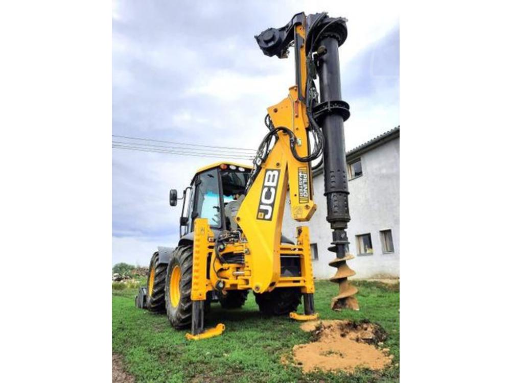 JCB  4CX Piling +vrtk traktorbagr