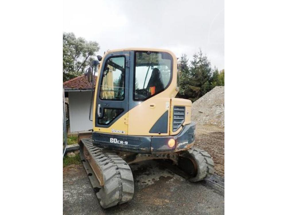 Jin  Hyundai Robex 80 guma bagr (8t