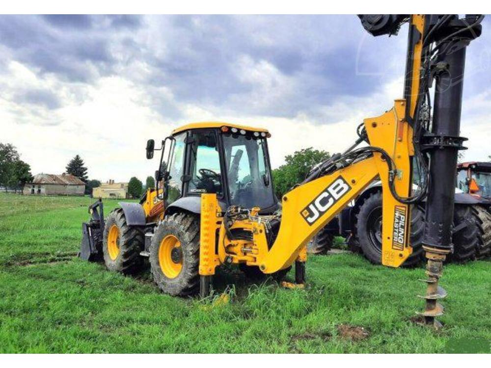 JCB  4CX Piling +vrtk traktorbagr