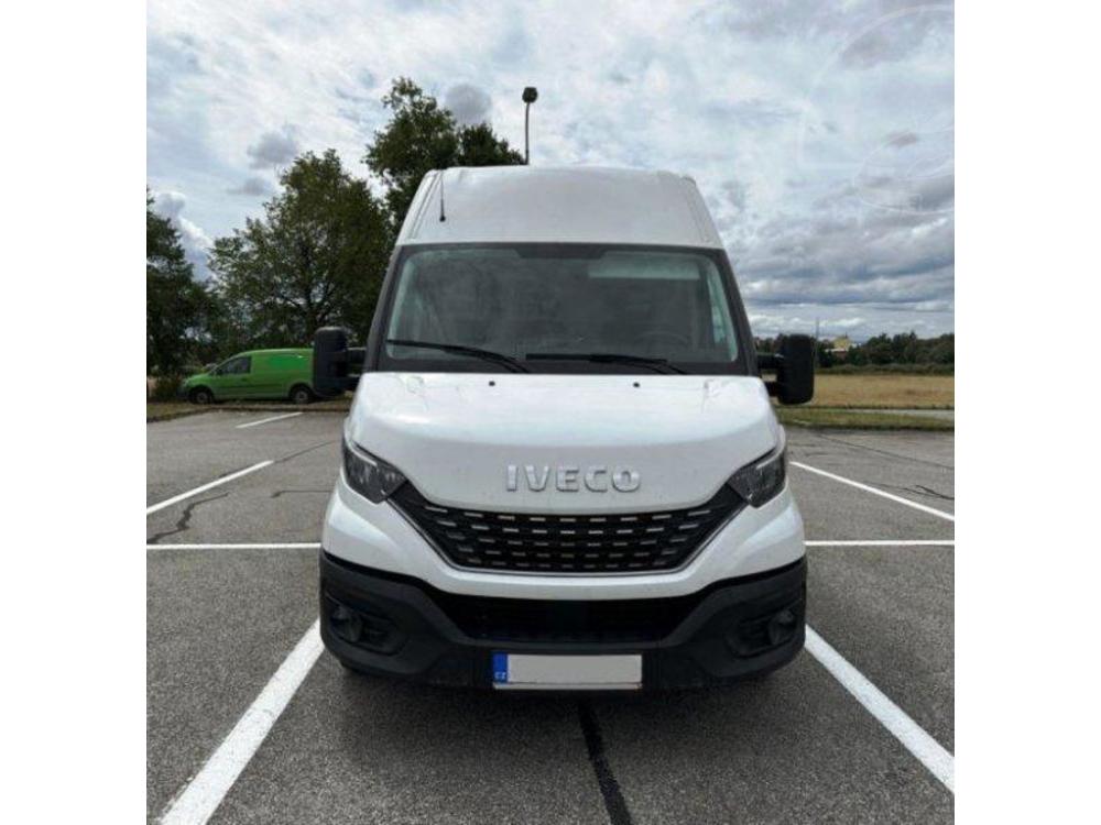 Iveco Daily na 4.68m dlouh dodvka