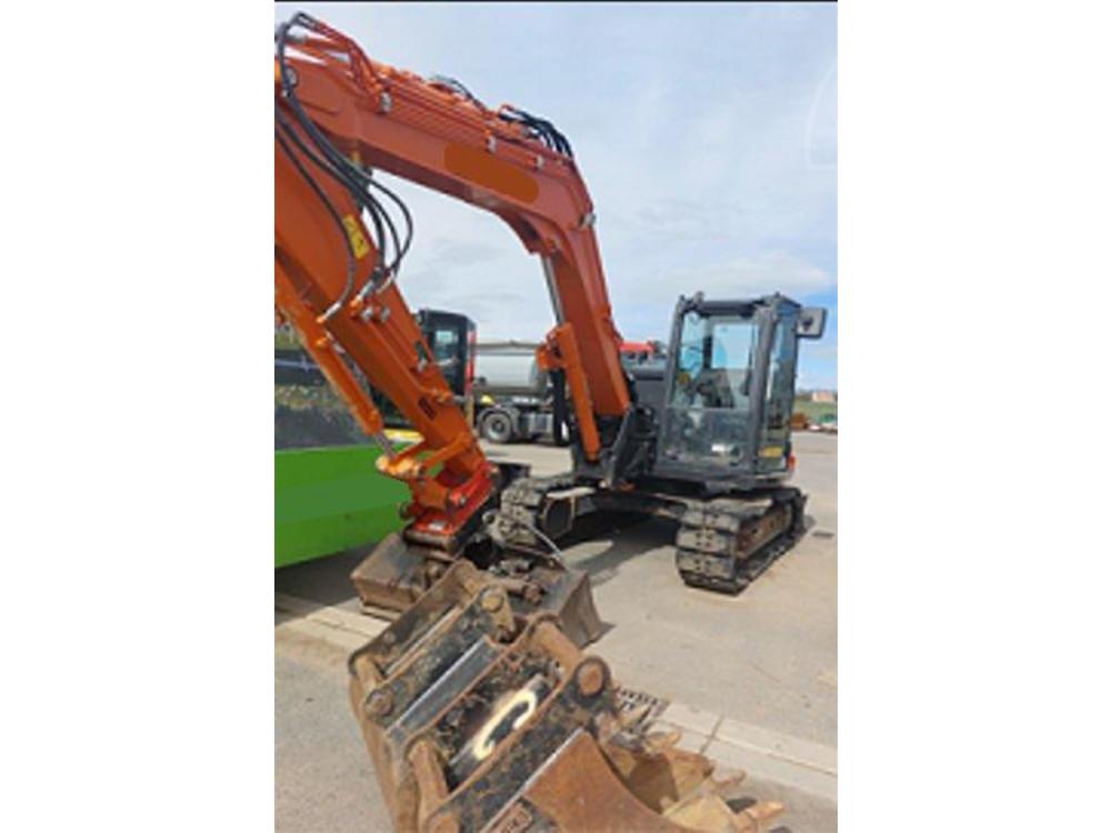 Hitachi  9t bagr offset mimoos 3lopaty