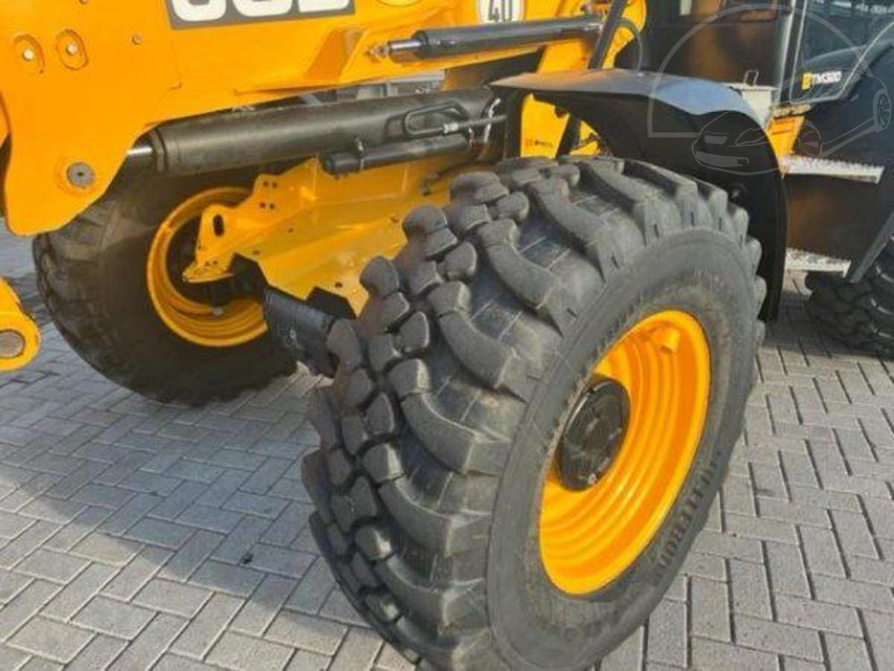 JCB  8t TELESKOP na 5.8m/3.8t