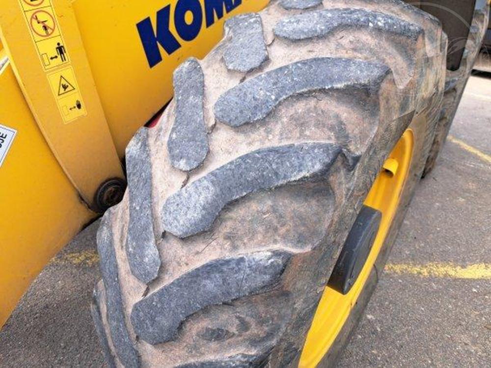 Komatsu  WB97 S8 traktobagr