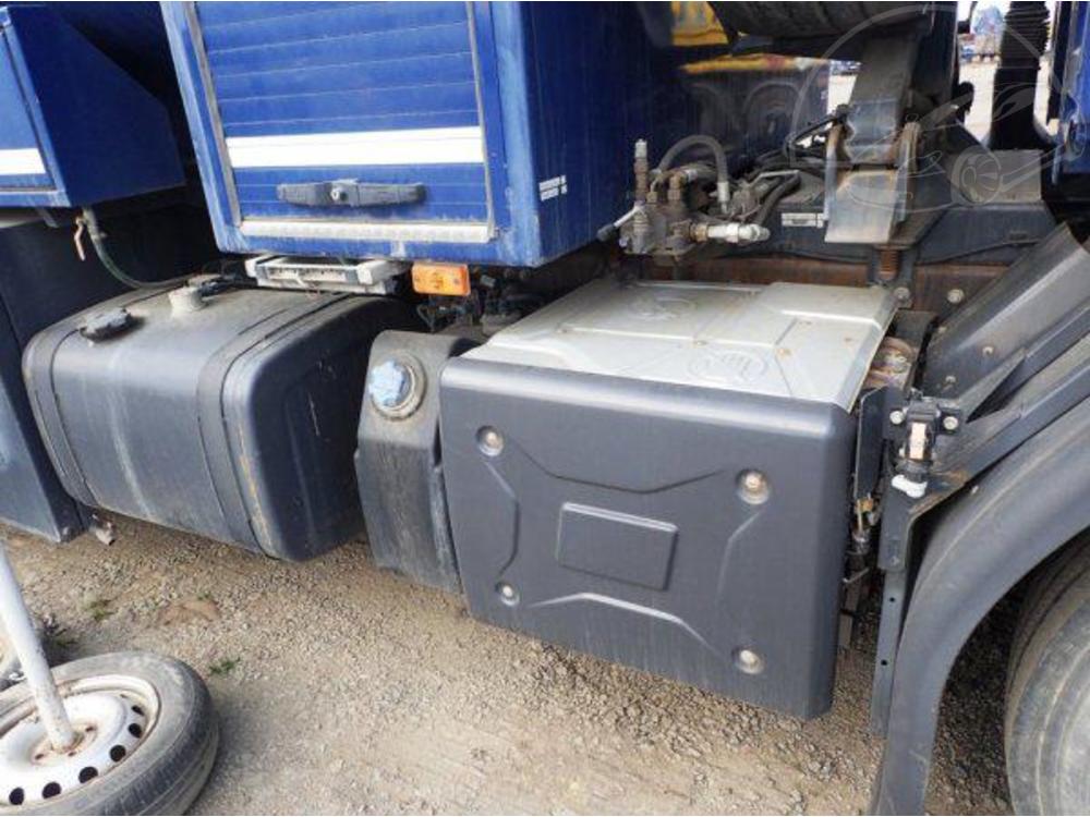 Renault  8.5 m3 PHM 5+3m3 diesel benzin