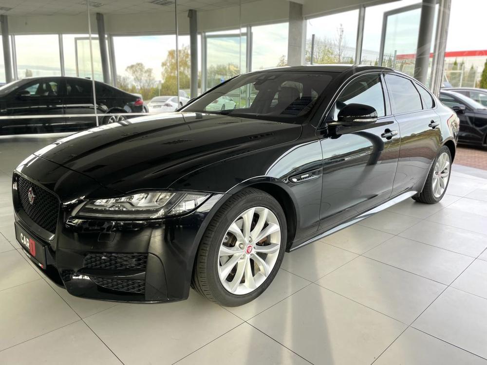 Jaguar XF 20d AWD*R-SPORT*Ke*FullLED