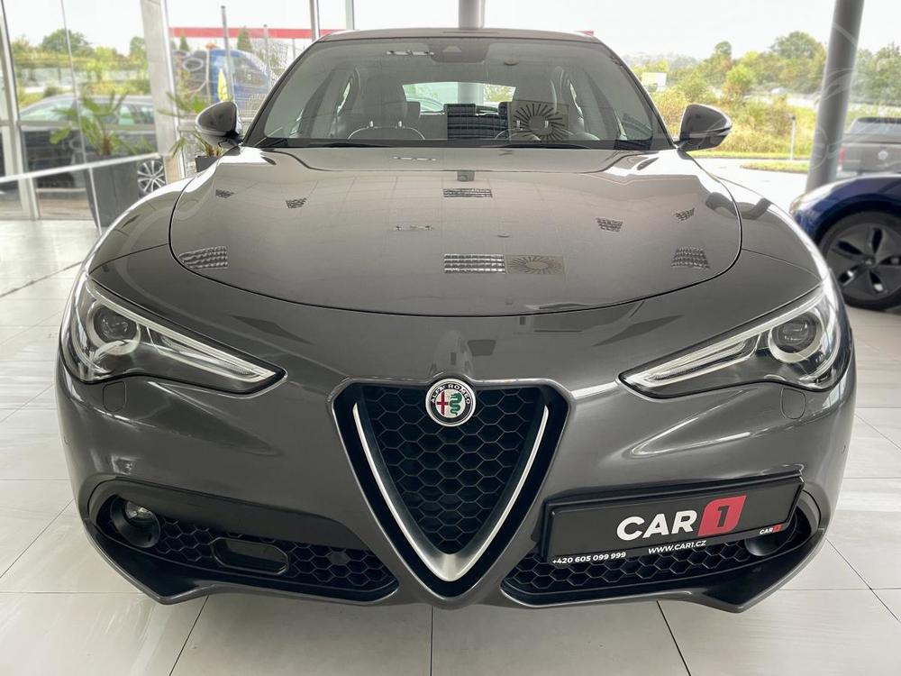 Alfa Romeo Stelvio 2,2JTDM Q4*154kW*AUT*KeyLess