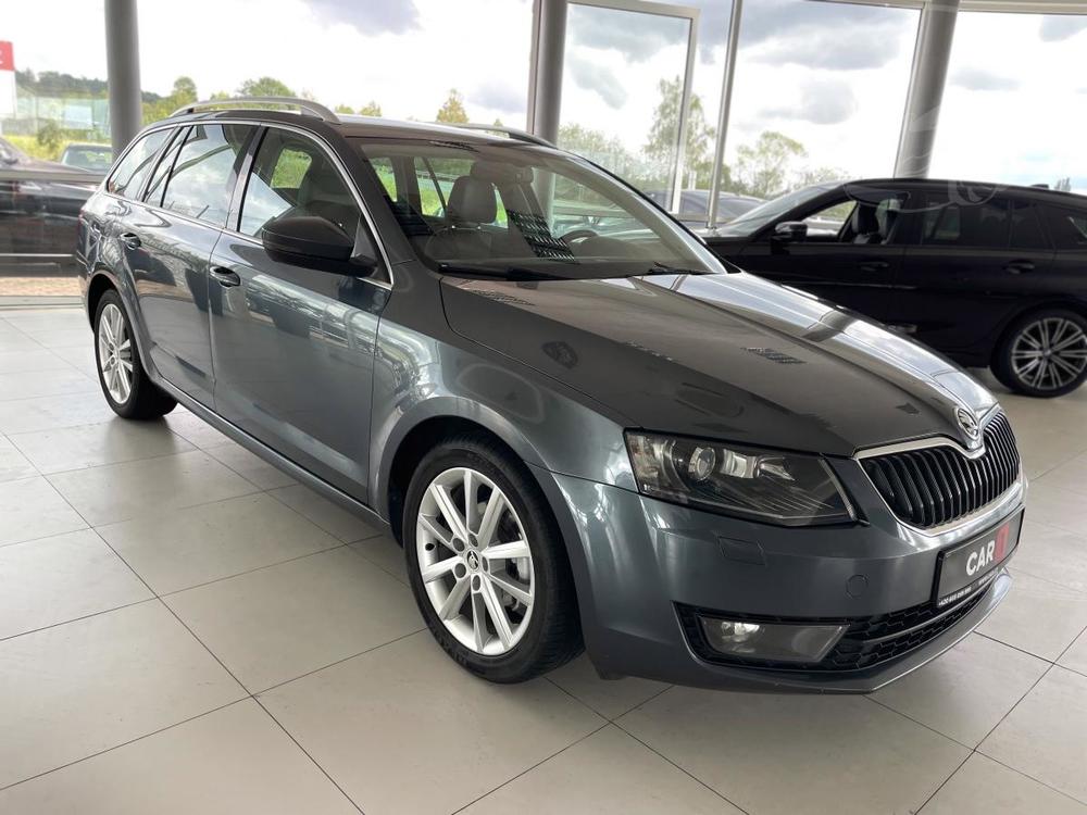 koda Octavia 1.6 TDI 81kW*DSG*Bi-Xenon*Navi