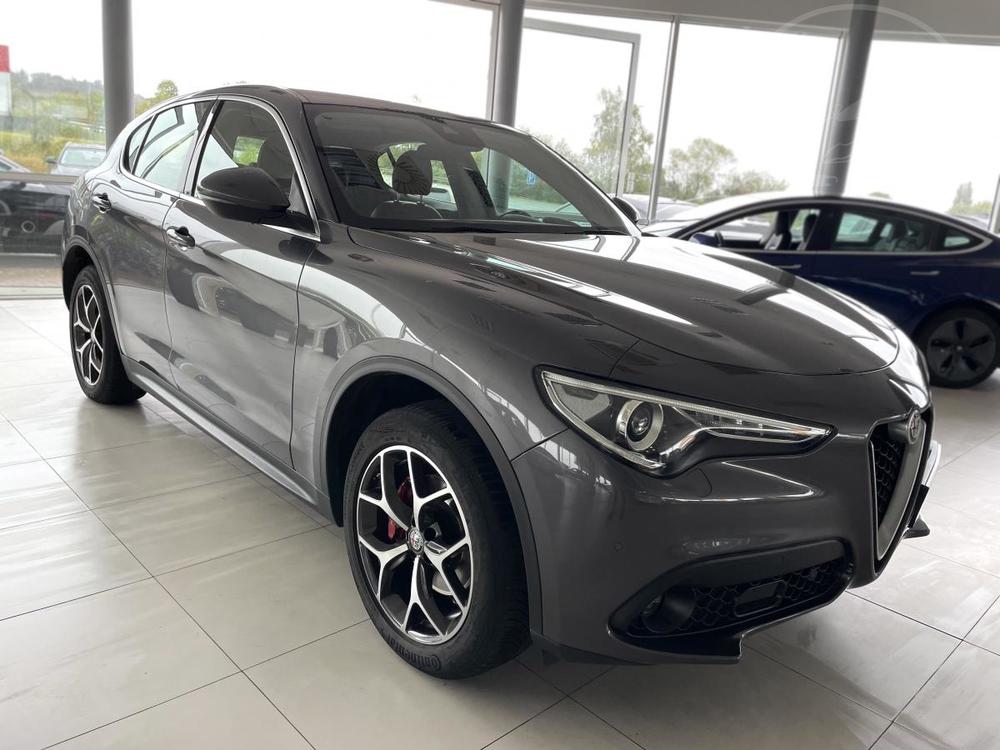 Alfa Romeo Stelvio 2,2JTDM Q4*154kW*AUT*KeyLess