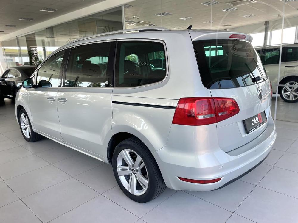 Volkswagen Sharan 2.0TDI*125kW*DSG*El.Dvee*Pano