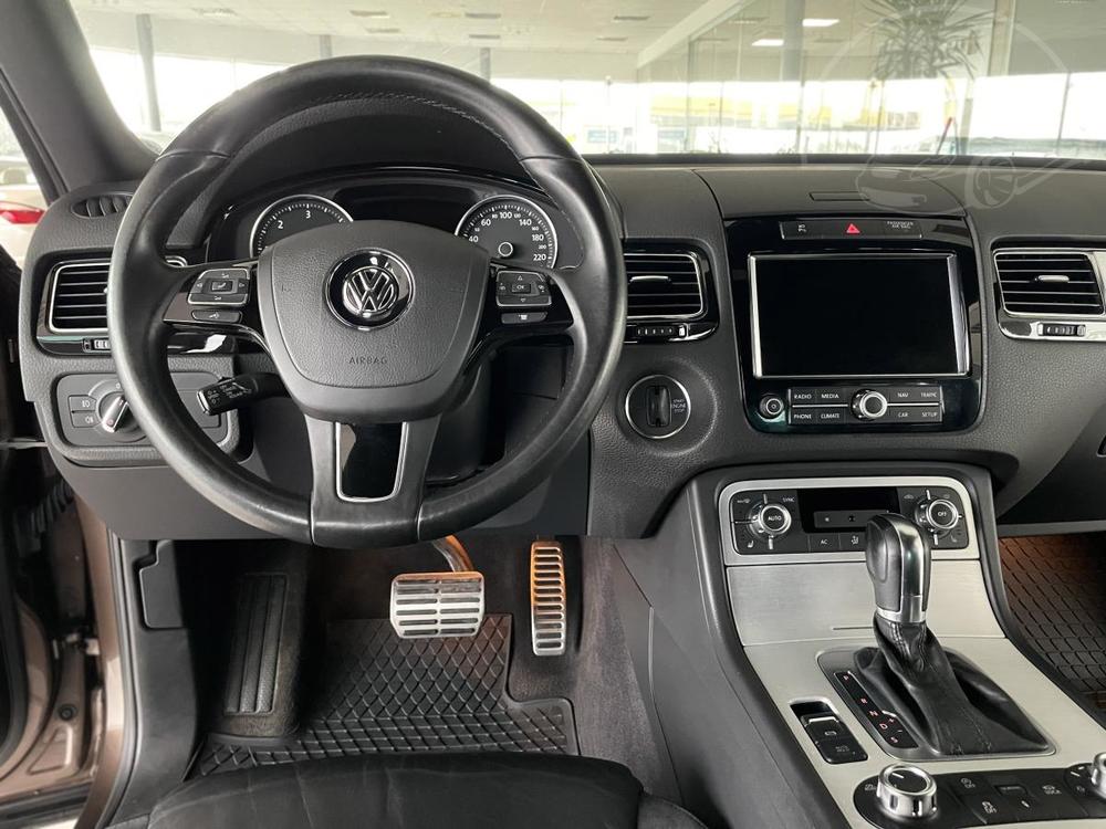 Volkswagen Touareg 3,0TDI 180kW*Vzduch*Webasto