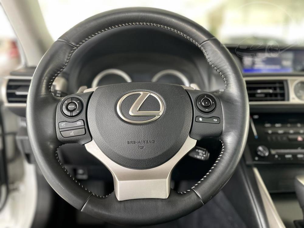 Lexus  Aut*1.majitel*Ke*Kamera