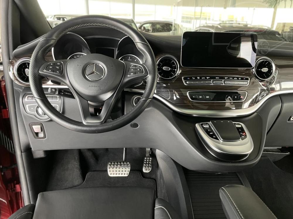 Mercedes-Benz V 300d AMG 4Matic*AirMatic*360K