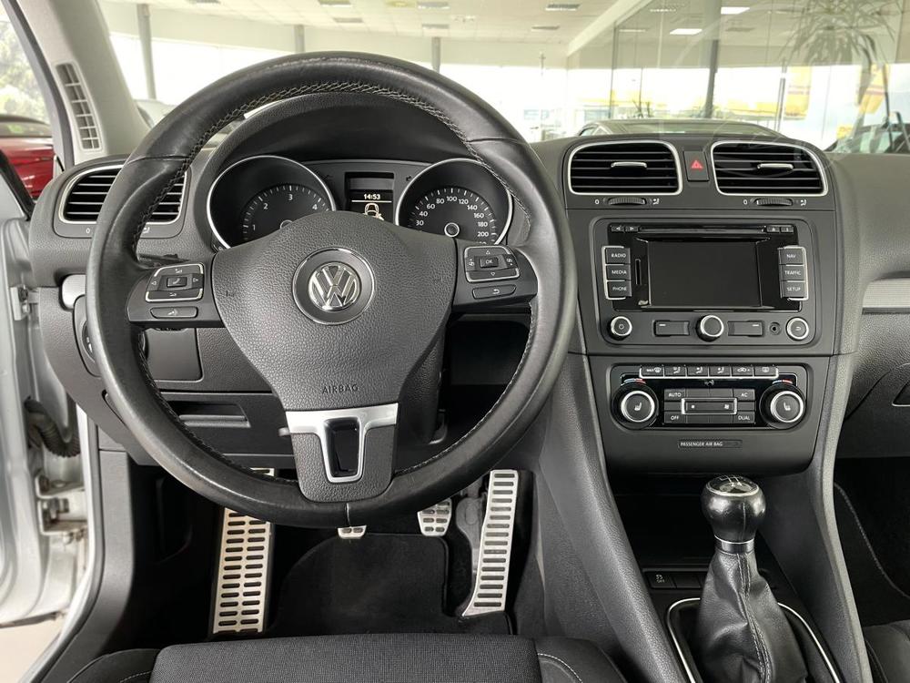 Volkswagen Golf 1.6 TDI*Style*Navi*Aut.klima