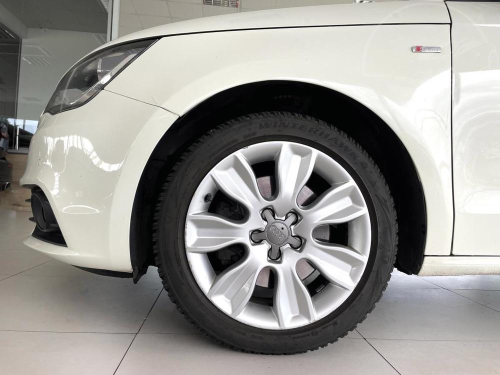 Audi A1 1.6TDI 77kW*S-Line*Xenon*NAVI*