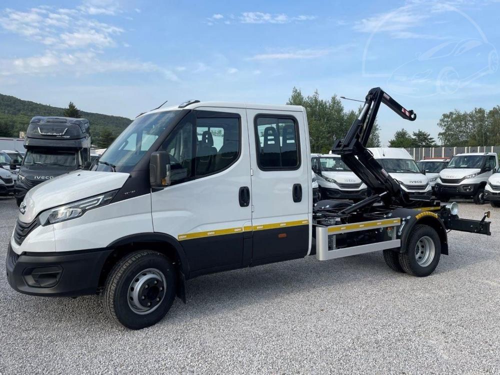 Prodm Iveco Daily dvoukabina 6+1 nosi kontejner