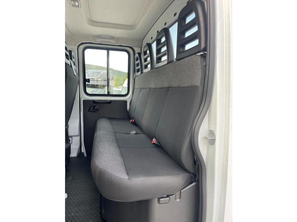 Iveco Daily dvoukabina 6+1 nosi kontejner