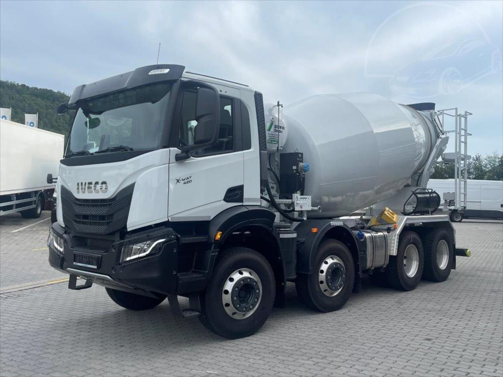 Iveco X-WAY 360 X42ZHROFF8x4 domícháva