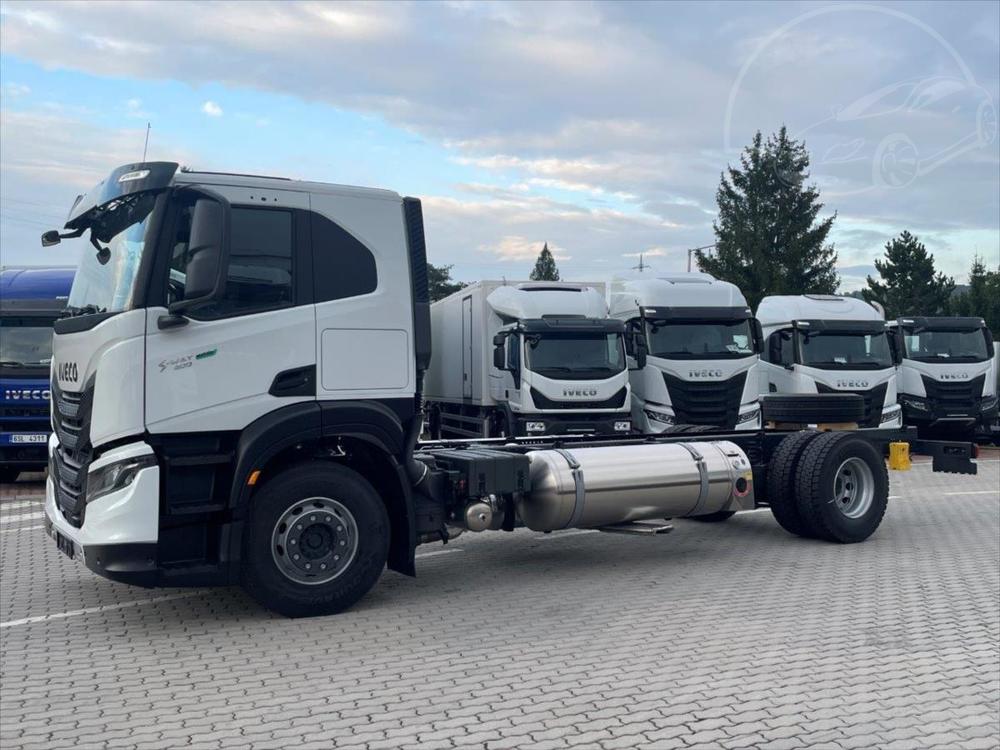 Iveco S WAY 190 40/P LNG podvozek 4x