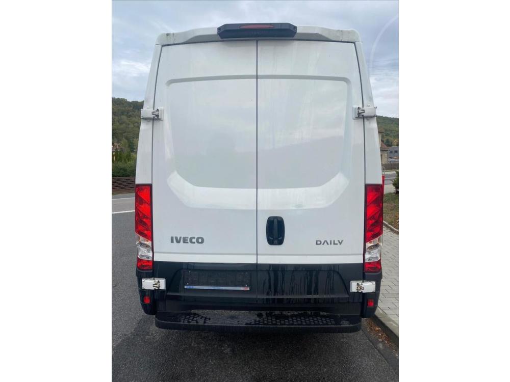 Iveco Daily 2,3   35S16V 12m3