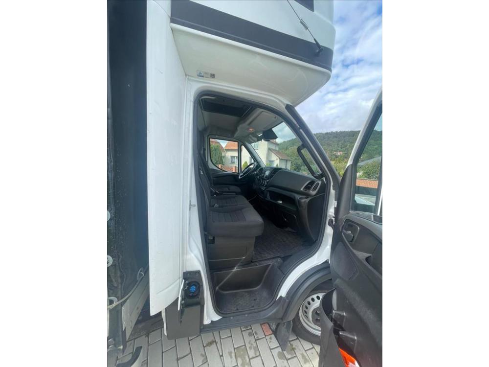 Iveco Daily 3,0 35S18H 10 PALETA