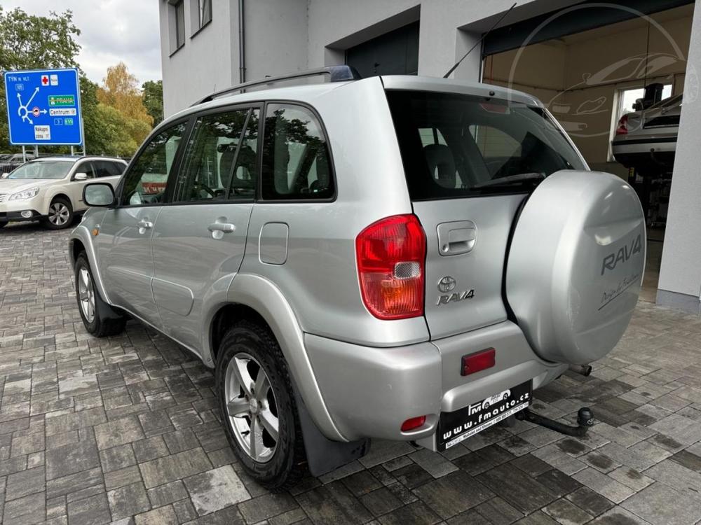 Toyota RAV4 2.0 D-4D 4WD Tan