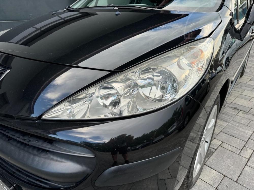 Peugeot 207 TRENDY 1.4