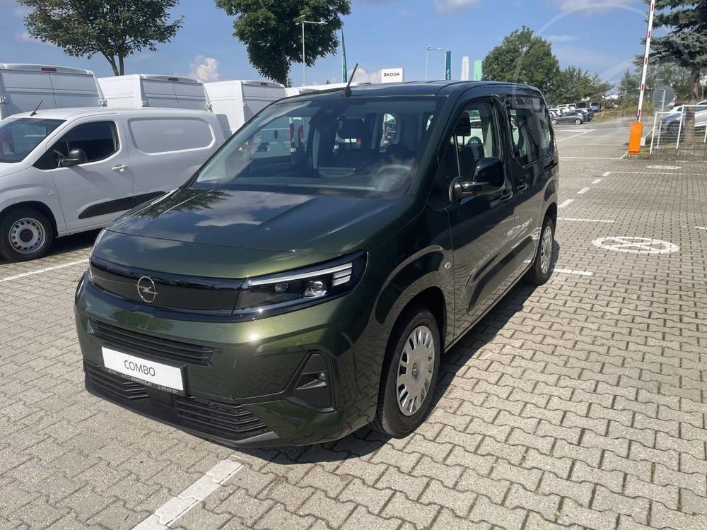 Opel Combo Edition Plus L1H1 1.2 TURBO (8