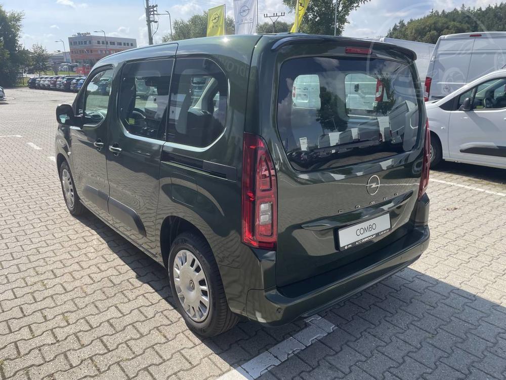 Opel Combo Edition Plus L1H1 1.2 TURBO (8