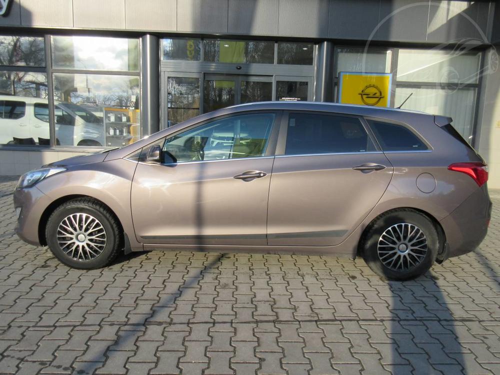 Hyundai i30 ST 1.6 MT6