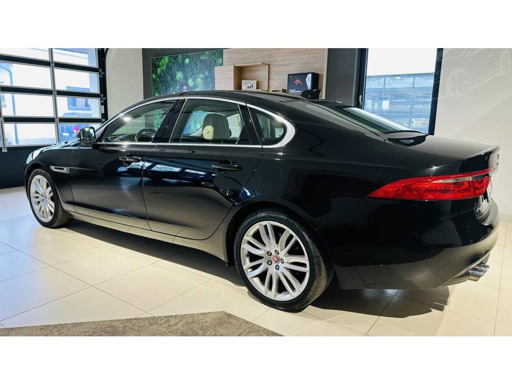 Jaguar XF 20D 132kW AT Prestige AWD/9107