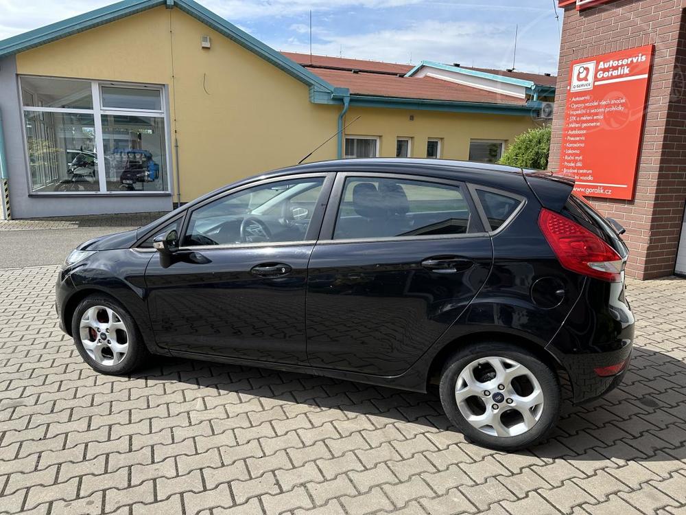 Ford Fiesta 1,25-VYH.ELN SKLO + SEDAKY