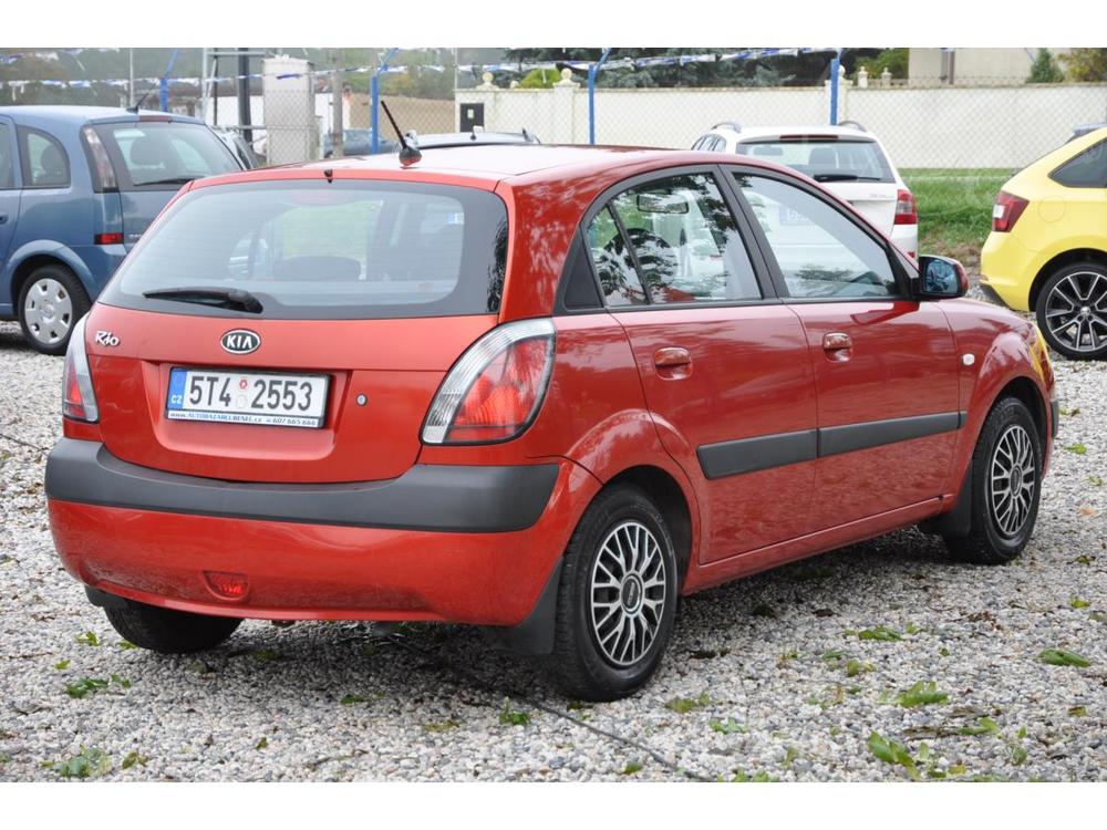 Kia Rio 1.4i 71kW