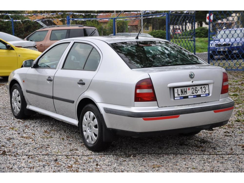 koda Octavia I 1.6i 55kW GLX