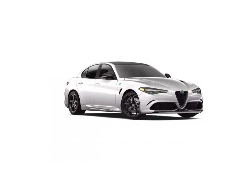 Alfa Romeo Giulia 2.9 V6 BITURBO 520K AT8 QV Sup