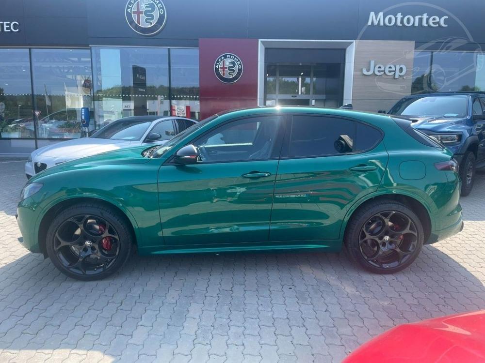 Alfa Romeo Stelvio 2.0 TURBO 280K AT8 Q4 TRIBUTO