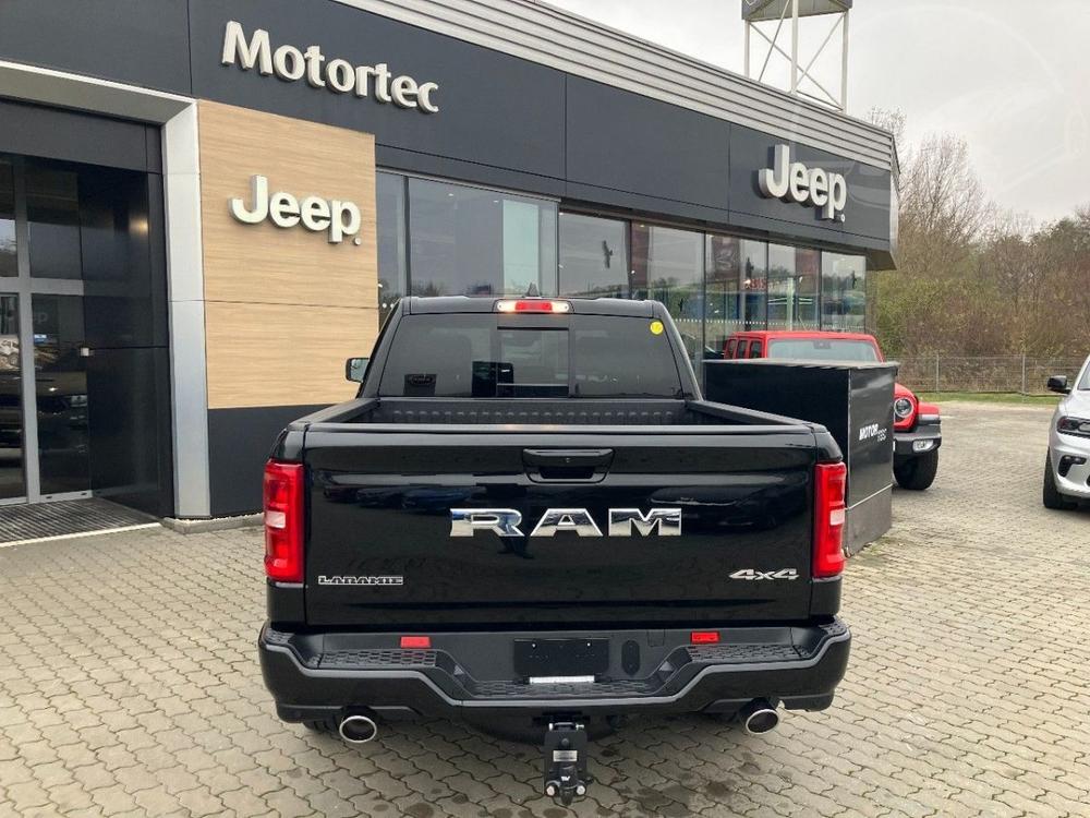 Dodge Ram 3.0 I6 LPG 420K LARAMIE SPORT