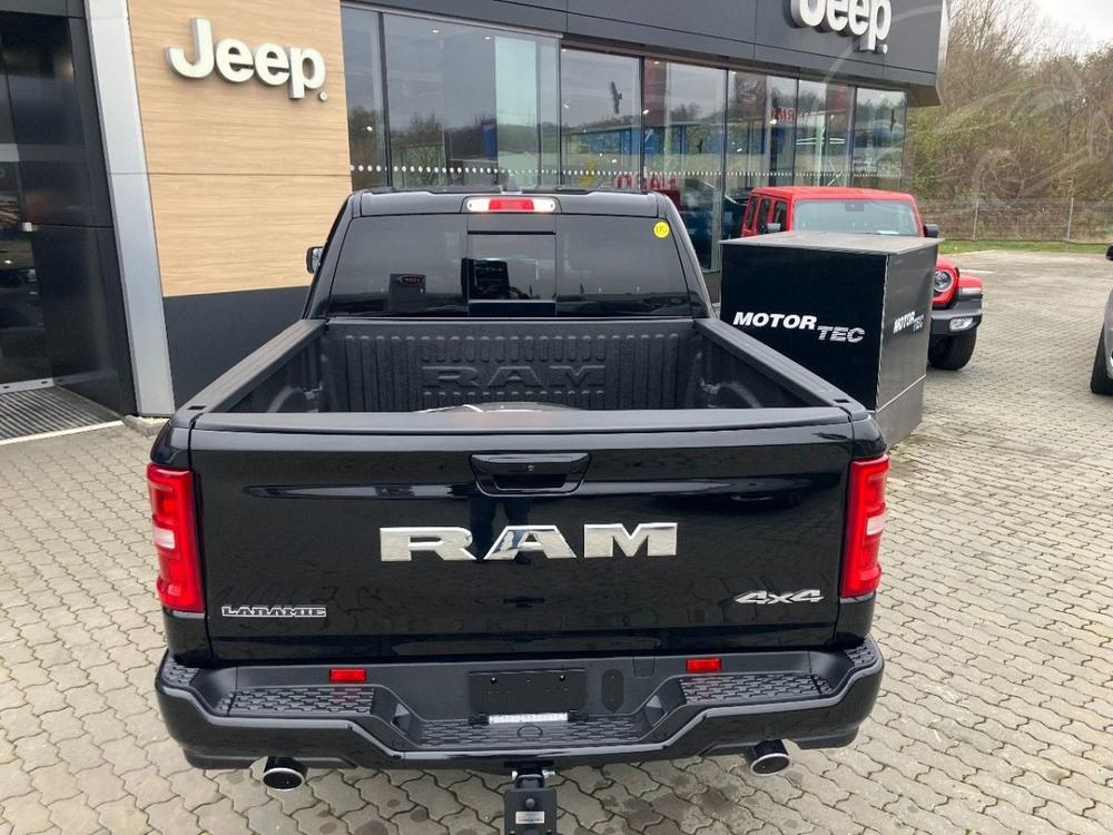 Dodge Ram 3.0 I6 LPG 420K LARAMIE SPORT